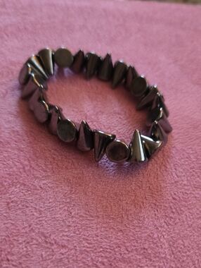 Hematite Spike Bead Stretch Bracelet - Dark Metallic